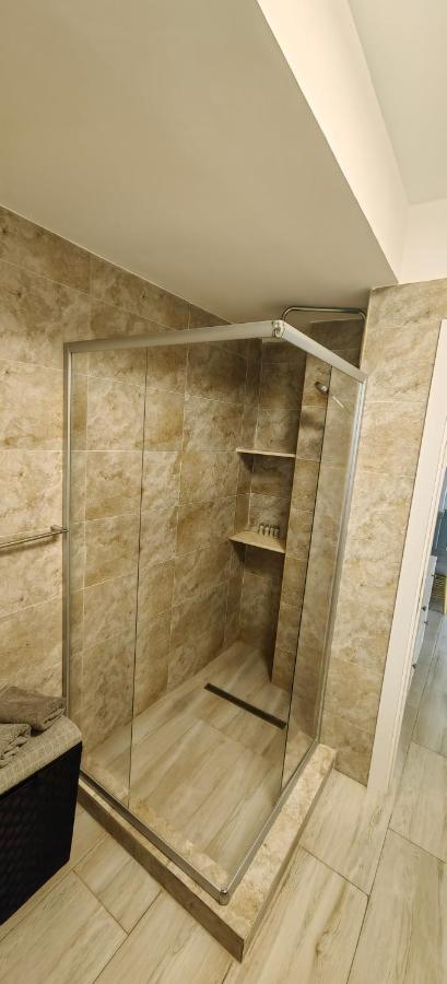 Apartament 1 Mai Bloc Nou-Self Check-In Krajowa Zewnętrze zdjęcie
